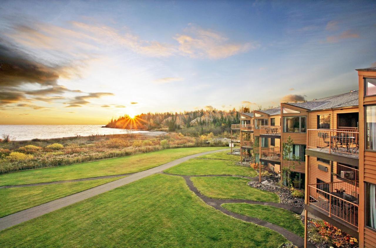 טו הרבורס Superior Shores Resort מראה חיצוני תמונה