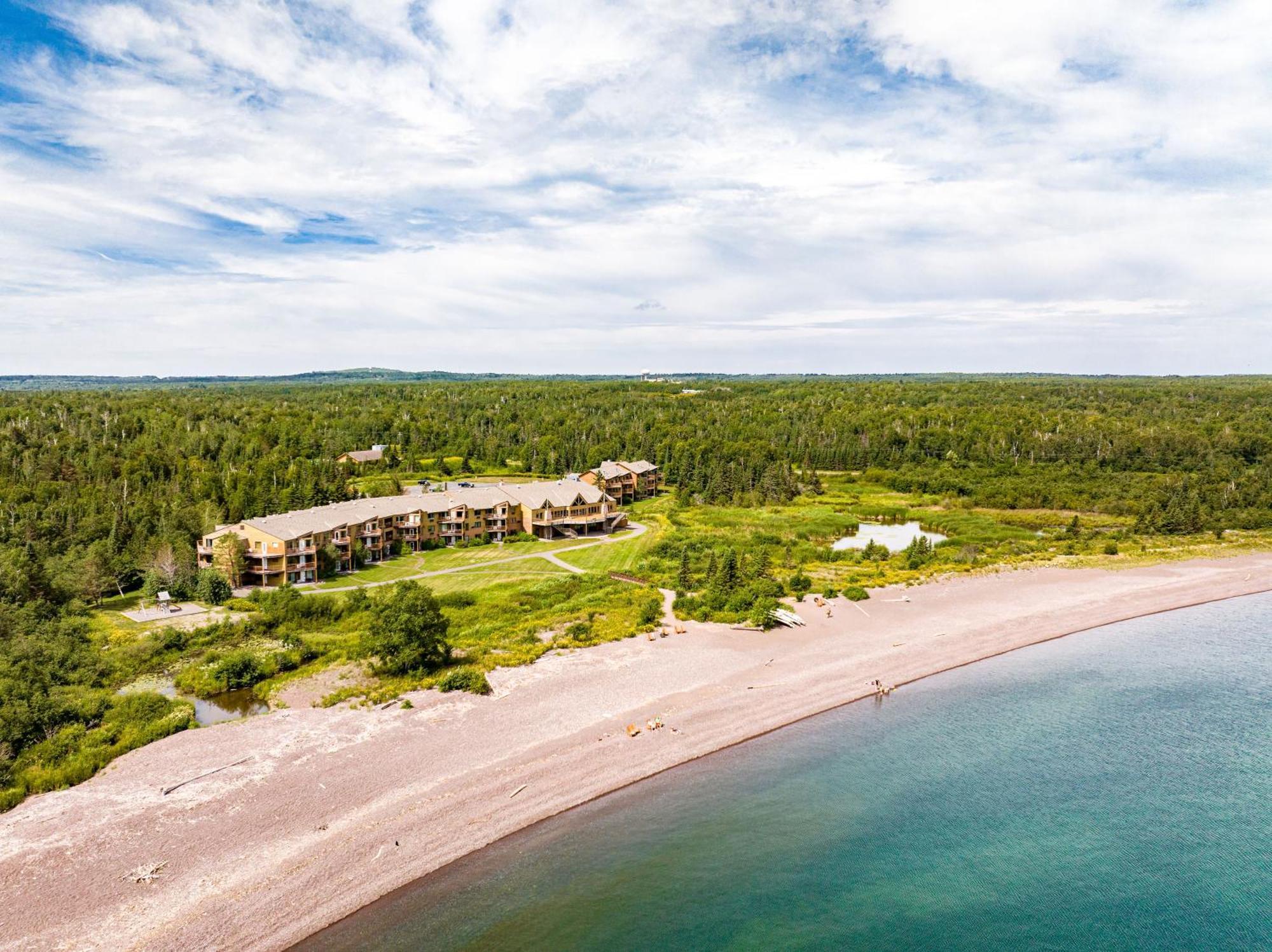 טו הרבורס Superior Shores Resort מראה חיצוני תמונה